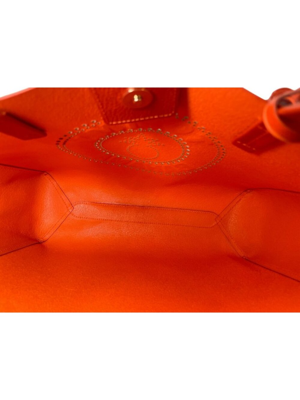Tommy Bahama Perforated Orange Leather Tote W/Tassel & Match Pouch MSRP$185 NWT - Picture 9 of 10